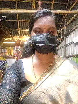 Snapshot of Tamildivya18 chatting on September 22, 2025, 6:30 am Tamildivya18 online show from September 22, 2025, 6:30 am