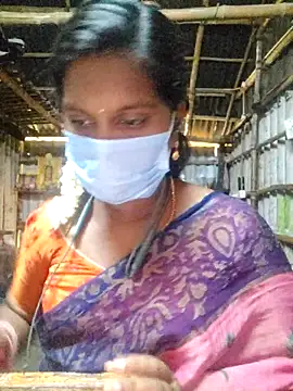 Snapshot of Tamildivya18 chatting on September 27, 2025, 3:23 am Tamildivya18 online show from September 27, 2025, 3:23 am