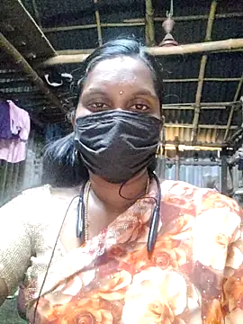 Snapshot of Tamildivya18 chatting on November 22, 2025, 5:17 am Tamildivya18 online show from November 22, 2025, 5:17 am