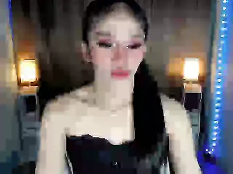 Snapshot of LauraSoHot chatting on January 19, 2026, 9:35 am LauraSoHot online show from January 19, 2026, 9:35 am
