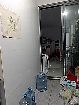 huanhuanaaaaa online show from June 6, 2026, 3:23 am
