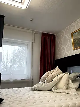 Emilia Mausi online show from January 15, 2026, 10:07 am