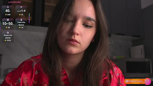 Mirarune online show from November 15, 2025, 2:21 pm