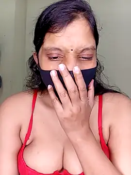 Snapshot of Rose-luckey chatting on November 4, 2025, 6:55 pm Rose-luckey online show from November 4, 2025, 6:55 pm