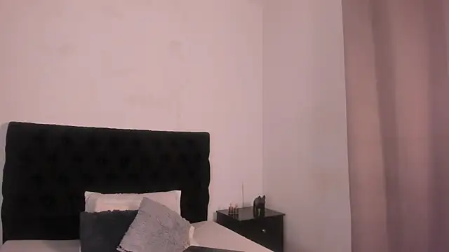 Snapshot of Lucio__Fox chatting on November 4, 2025, 11:58 am Lucio Fox online show from November 4, 2025, 11:58 am