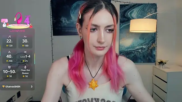 Snapshot of EasterBlink chatting on October 25, 2025, 11:53 am EasterBlink online show from October 25, 2025, 11:53 am