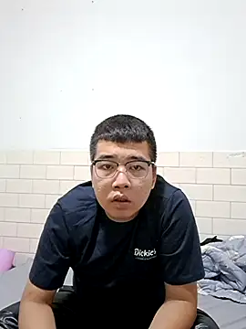 gary0213 online show from September 9, 2025, 2:04 pm