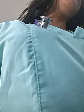 CAROLINE  07 online show from March 16, 2026, 2:32 pm