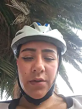 CAROLINE  07 online show from March 7, 2026, 12:21 pm