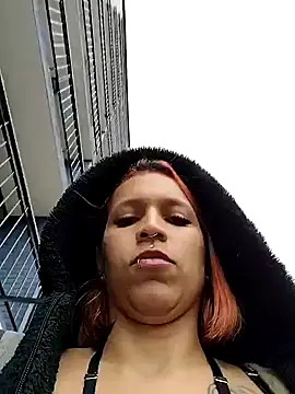 Zoe73  online show from September 13, 2025, 7:36 pm