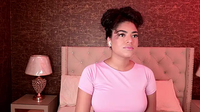 Snapshot of Carly_Monroe_ chatting on November 21, 2025, 10:03 am Carly Monroe online show from November 21, 2025, 10:03 am