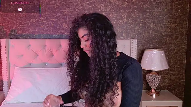 Snapshot of Carly_Monroe_ chatting on November 15, 2025, 5:22 am Carly Monroe online show from November 15, 2025, 5:22 am