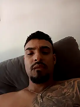 Snapshot of nnyzinho17 chatting on December 18, 2025, 4:55 pm nnyzinho17 online show from December 18, 2025, 4:55 pm