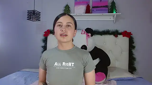 Snapshot of Zaaida_ chatting on December 17, 2025, 8:36 pm Zaaida online show from December 17, 2025, 8:36 pm