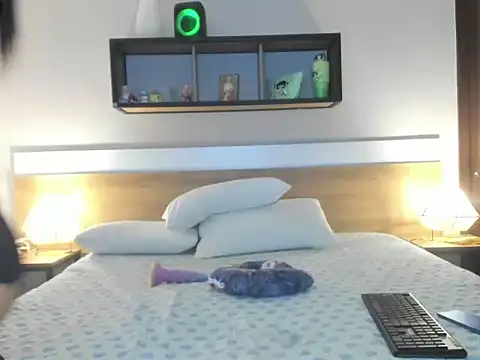 jhoanita fantasy online show from October 5, 2025, 11:06 pm