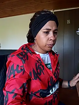 Snapshot of IVONNE_COLLINS33 chatting on December 3, 2025, 3:00 pm IVONNE COLLINS33 online show from December 3, 2025, 3:00 pm