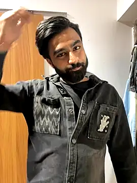 hottestboy03 online show from November 9, 2025, 12:09 pm