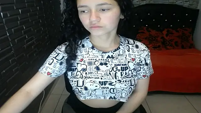 sofia ginevra online show from November 21, 2025, 12:59 pm