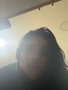 Snapshot of Miagomezx chatting on November 16, 2025, 4:17 am Miagomezx online show from November 16, 2025, 4:17 am