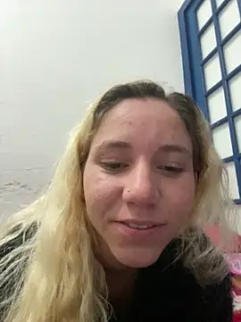 Snapshot of Bruna551 chatting on March 4, 2026, 12:07 am Bruna551 online show from March 4, 2026, 12:07 am