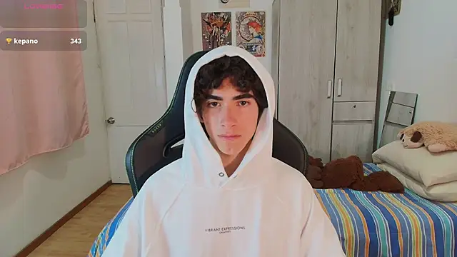 Nude Boy18 online show from April 11, 2026, 6:32 am