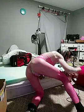 Snapshot of SexMajic chatting on September 9, 2025, 8:13 am SexMajic online show from September 9, 2025, 8:13 am