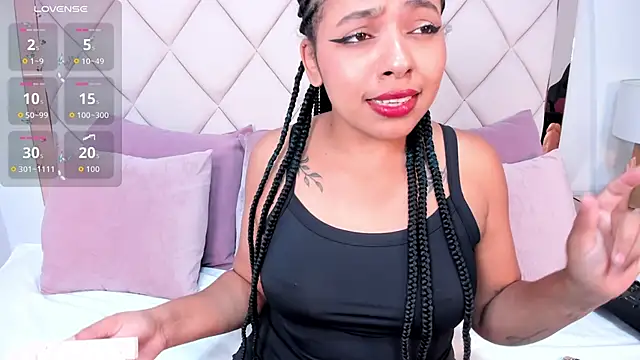 momo ayasse online show from October 14, 2025, 10:42 pm