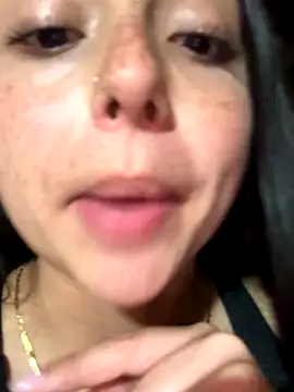 Snapshot of Dulce_1408 chatting on November 13, 2025, 4:27 am Dulce 1408 online show from November 13, 2025, 4:27 am