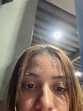 yumi hanna online show from July 26, 2026, 5:03 am