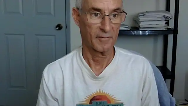 funone1999 online show from November 6, 2025, 9:52 pm