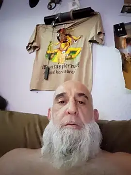 barbaszztop online show from May 15, 2026, 6:39 pm