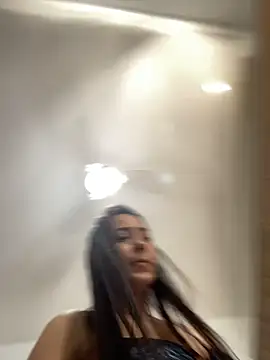 lucioliveira online show from March 31, 2026, 2:08 pm