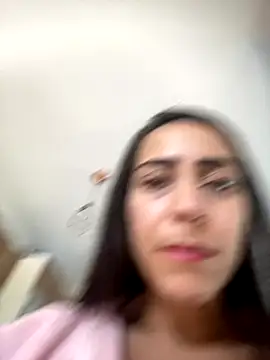 lucioliveira online show from November 14, 2025, 2:43 pm