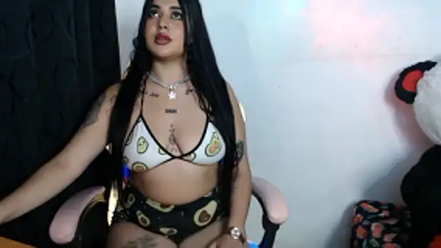 Snapshot of sophiadaza666 chatting on May 25, 2026, 12:32 am sophiadaza666 online show from May 25, 2026, 12:32 am