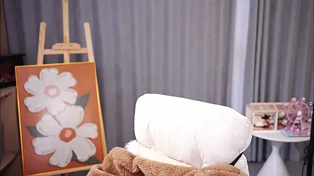 karina0703 online show from December 17, 2025, 9:36 am