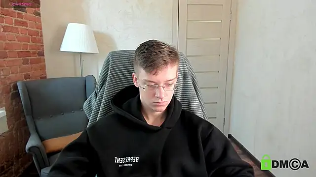 Snapshot of Harm_Dick chatting on September 28, 2025, 11:39 am Harm Dick online show from September 28, 2025, 11:39 am