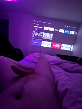 Pindik23322 online show from April 20, 2026, 10:33 pm