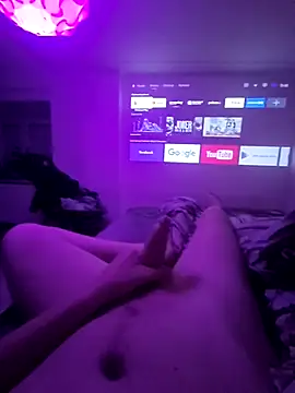 Pindik23322 online show from April 7, 2026, 10:44 pm