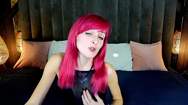 Snapshot of BrandyBloom chatting on October 25, 2025, 1:01 pm BrandyBloom online show from October 25, 2025, 1:01 pm