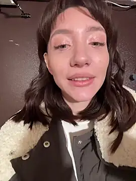 BallerinaCappuccino  online show from January 7, 2026, 7:35 am