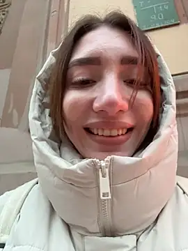 BallerinaCappuccino  online show from December 4, 2025, 7:07 am