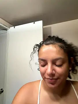 allybluee777 online show from January 15, 2026, 4:49 am