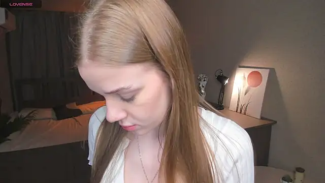 Snapshot of OdellaFrake chatting on November 30, 2025, 8:09 pm OdellaFrake online show from November 30, 2025, 8:09 pm