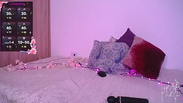 dark  nymph online show from February 5, 2026, 12:28 am