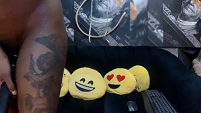 Lilmisbaddyxxx online show from March 17, 2026, 4:15 am