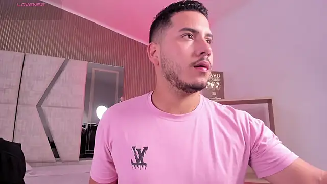 Axel grey  online show from January 18, 2026, 12:08 pm