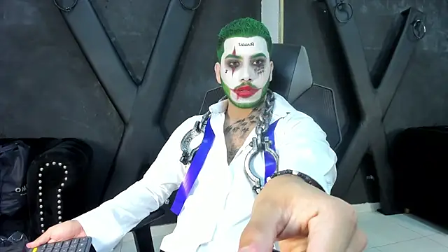 Snapshot of Axel_grey_ chatting on October 30, 2025, 12:42 am Axel grey online show from October 30, 2025, 12:42 am