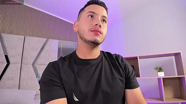 Axel grey  online show from February 23, 2026, 12:50 pm