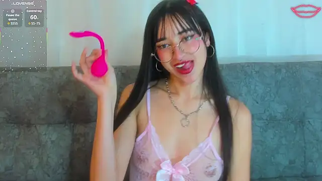  Amatista Fire online show from November 7, 2025, 1:26 pm