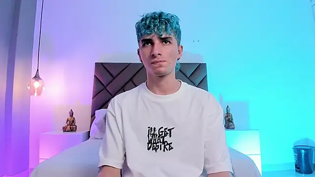 JaydenVillalobos online show from October 4, 2025, 5:58 pm